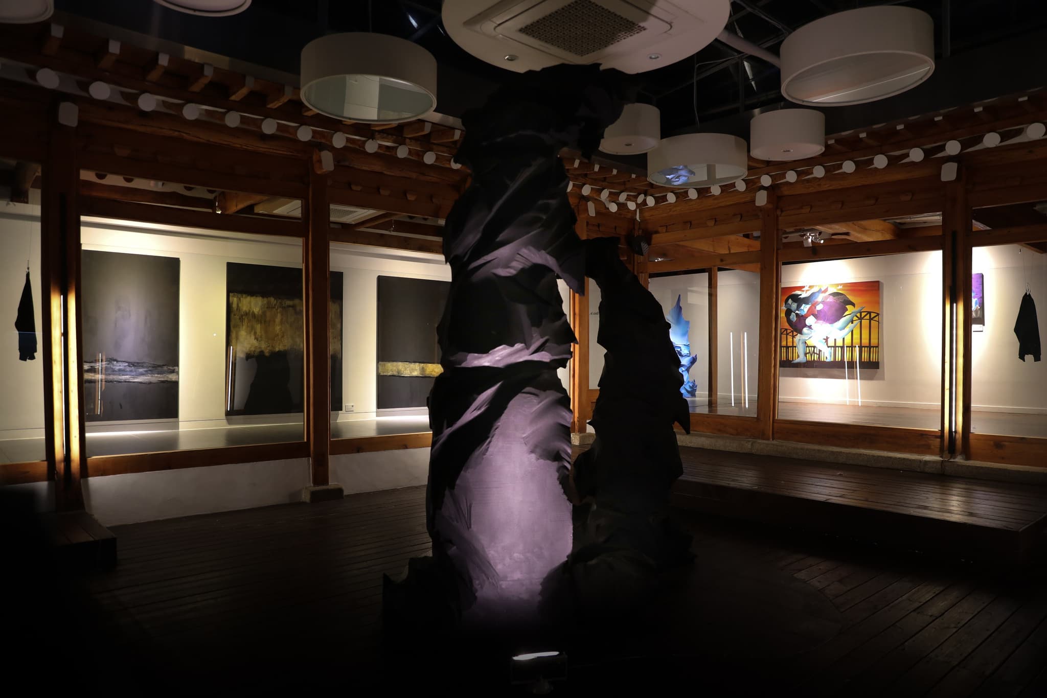 Space by PASO 내부